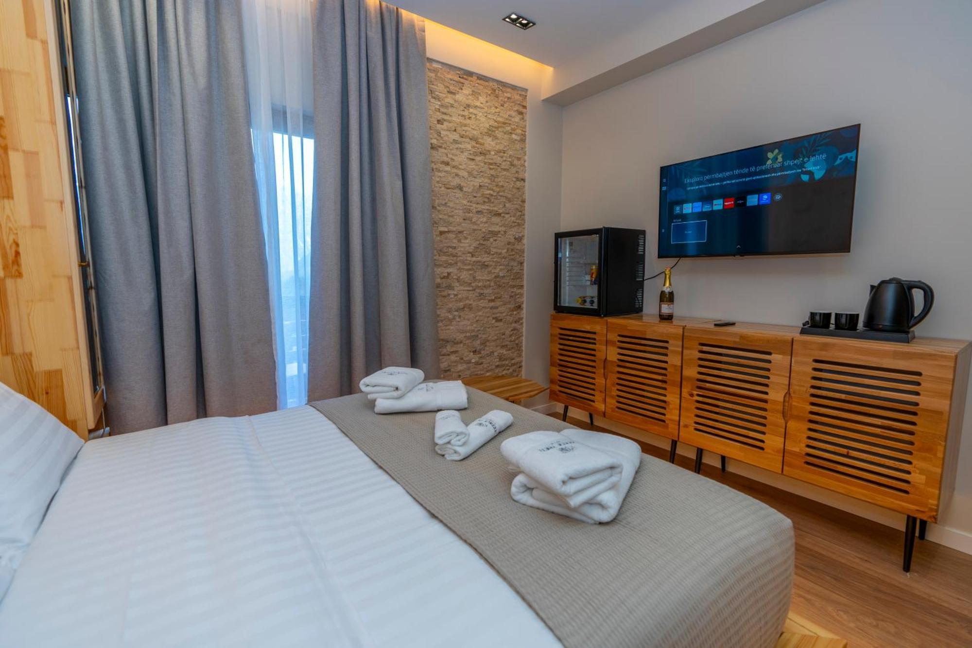 Hotel Jezerca Theth Eksteriør billede