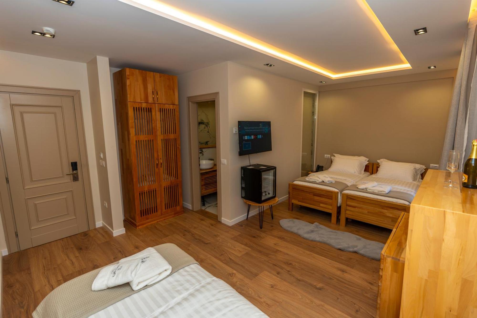 Hotel Jezerca Theth Eksteriør billede