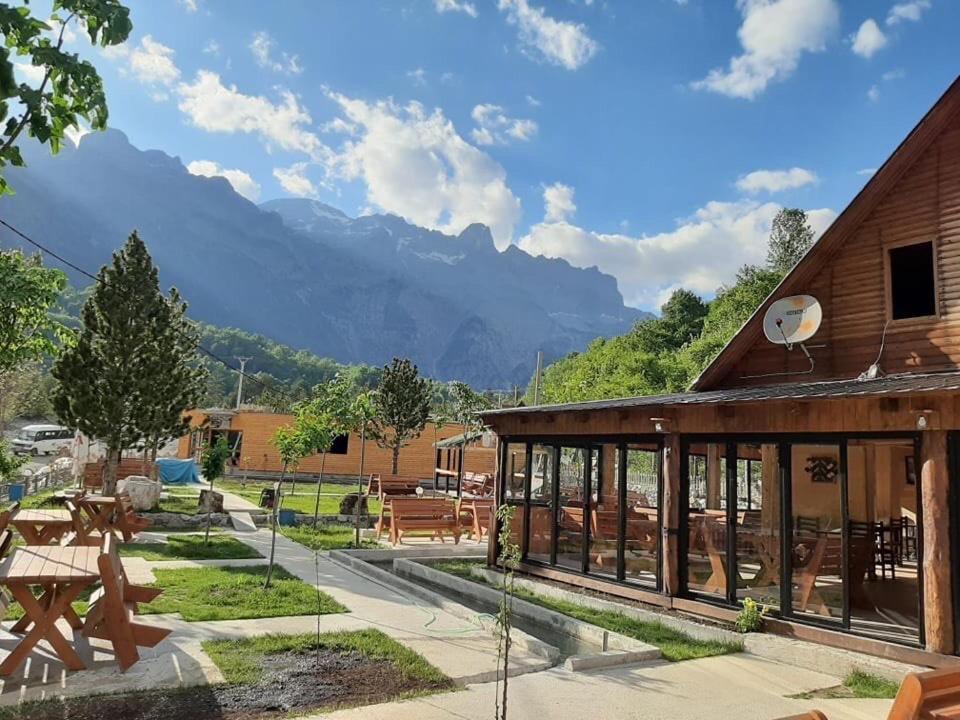 Hotel Jezerca Theth Eksteriør billede